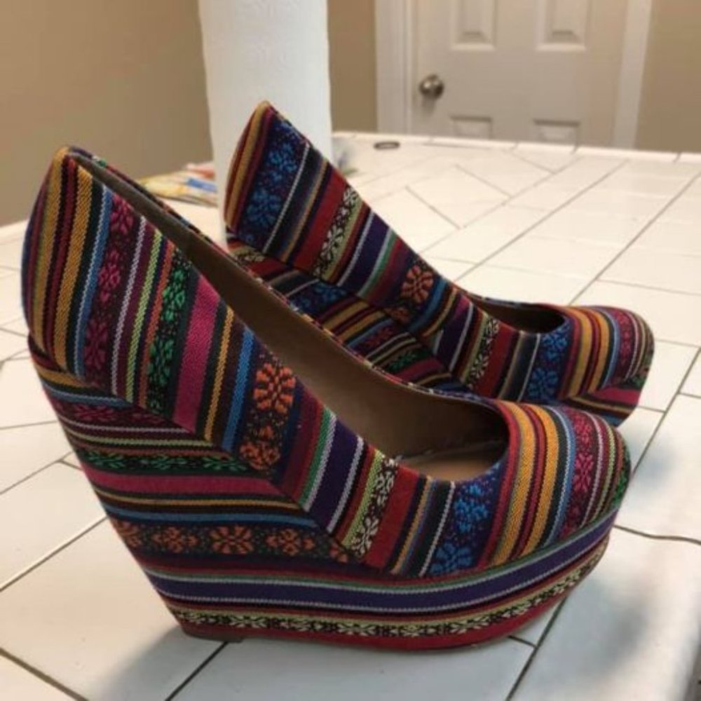 Fiesta Wedges